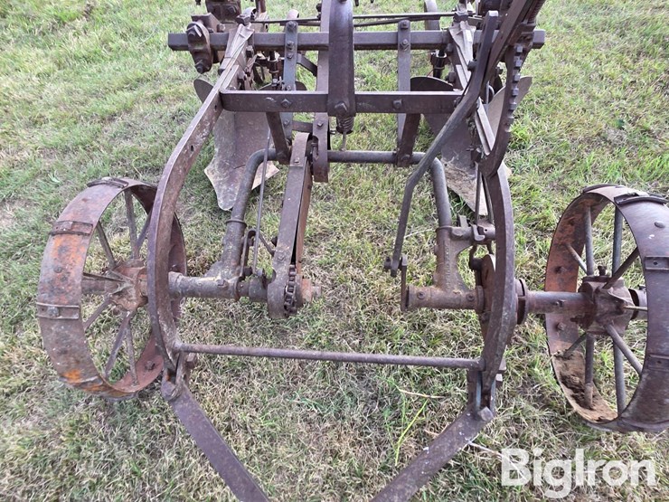 john-deere-2-image-10