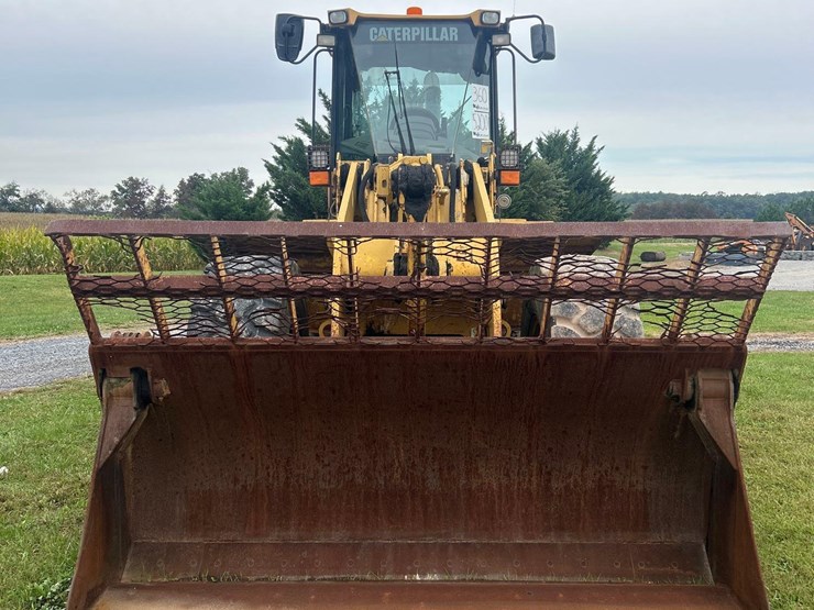 caterpillar-938g-image-2