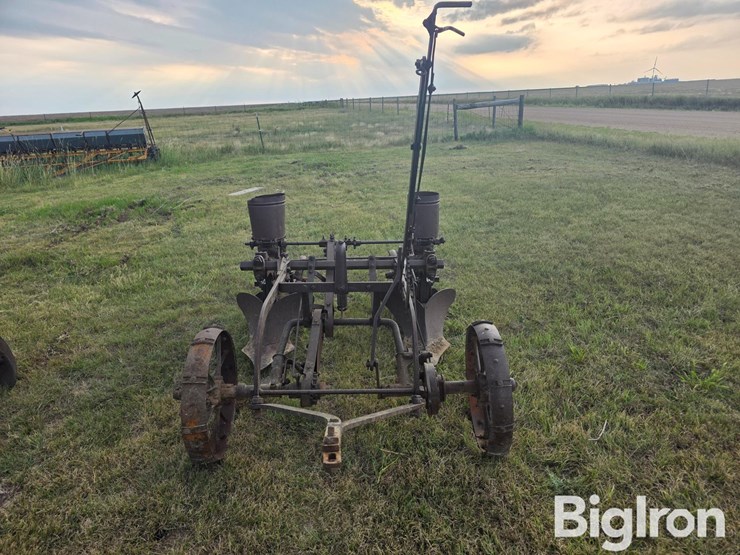 john-deere-2-image-2