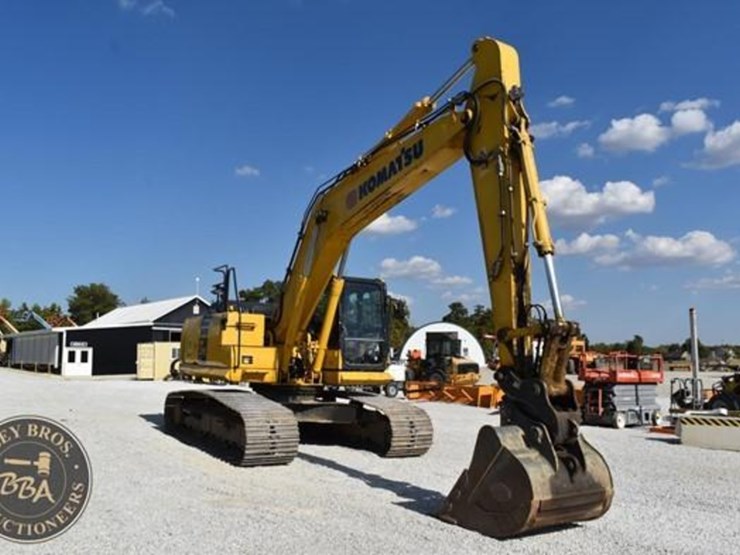 2014-komatsu-pc210-10-image-28