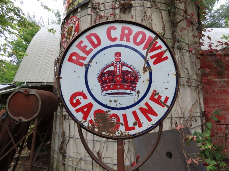 red-crown-porcelain-double-sided-sign-on-stand-image-5