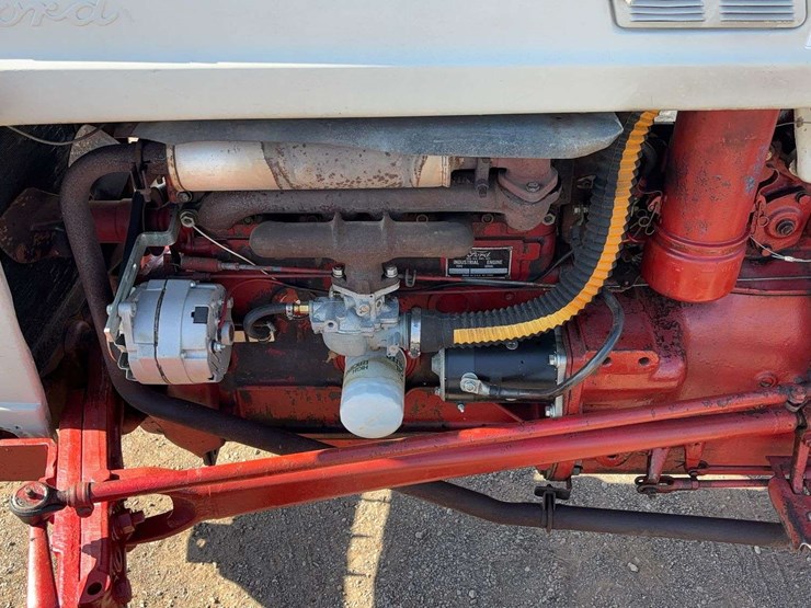 1950-ford-860-image-16