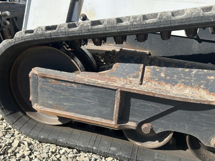 2019-bobcat-t650-image-64