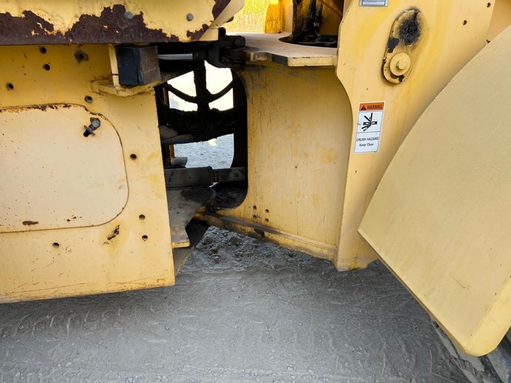 new-holland-lw110-image-18