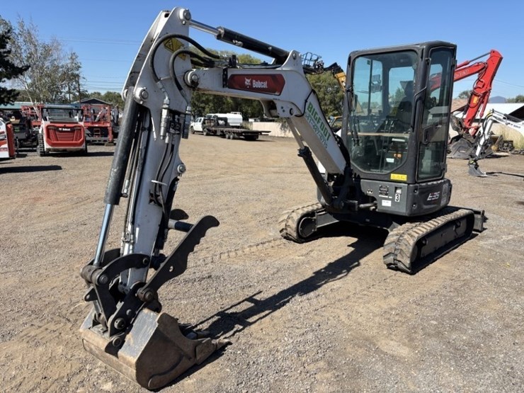 2022-bobcat-e35i-image-1