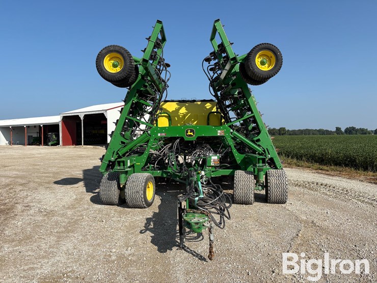2022-john-deere-n542c-image-2