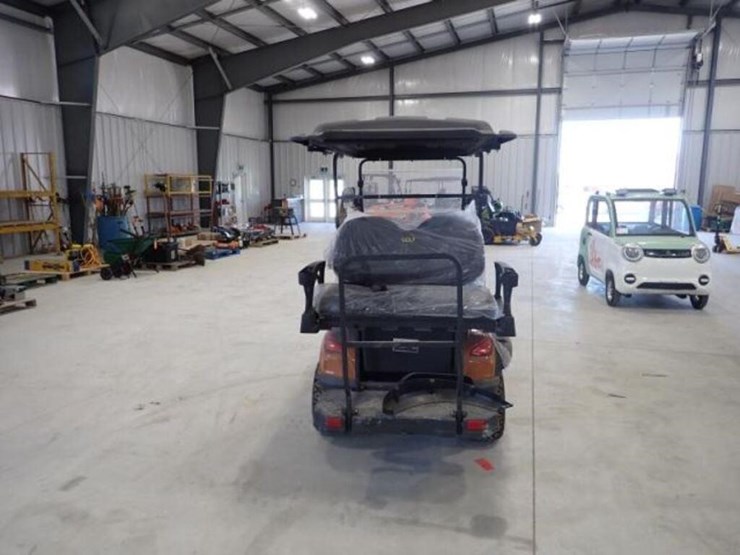 inoperable-2024-raccoon-rc-g4.0-electric-golf-cart-image-6