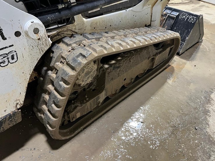 2017-bobcat-t550-image-17