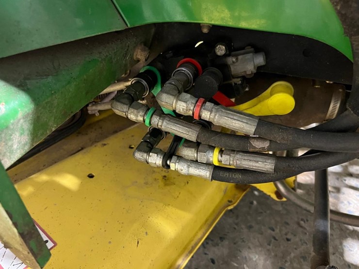 john-deere-5.5-image-18