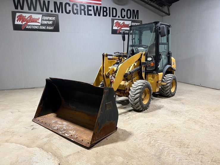 2021-caterpillar-903d-image-2