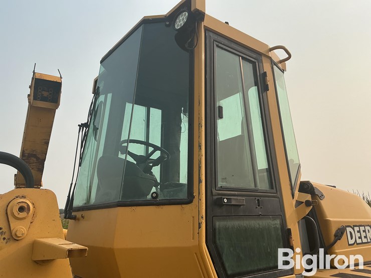 2000-deere-344h-image-9