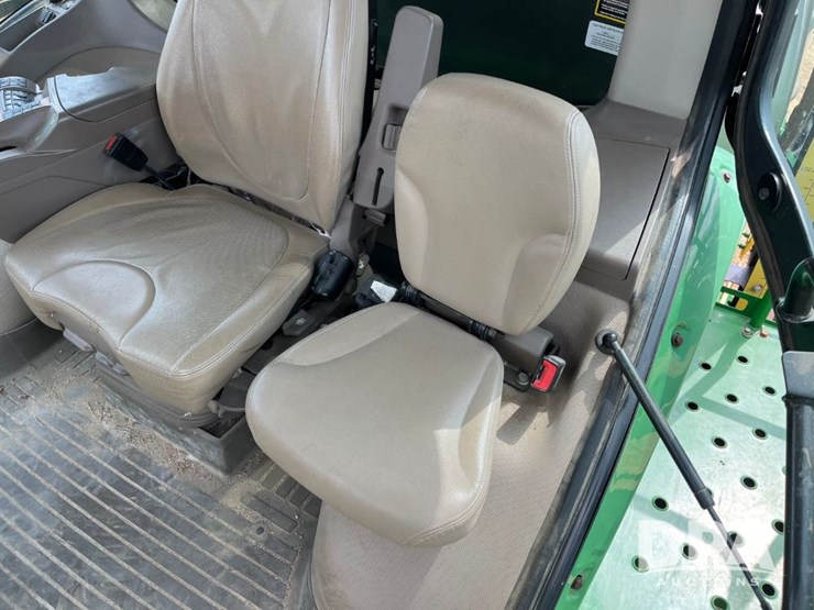 2018-john-deere-r4045-image-63