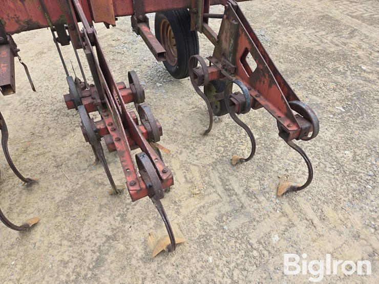 case-ih-183-image-16