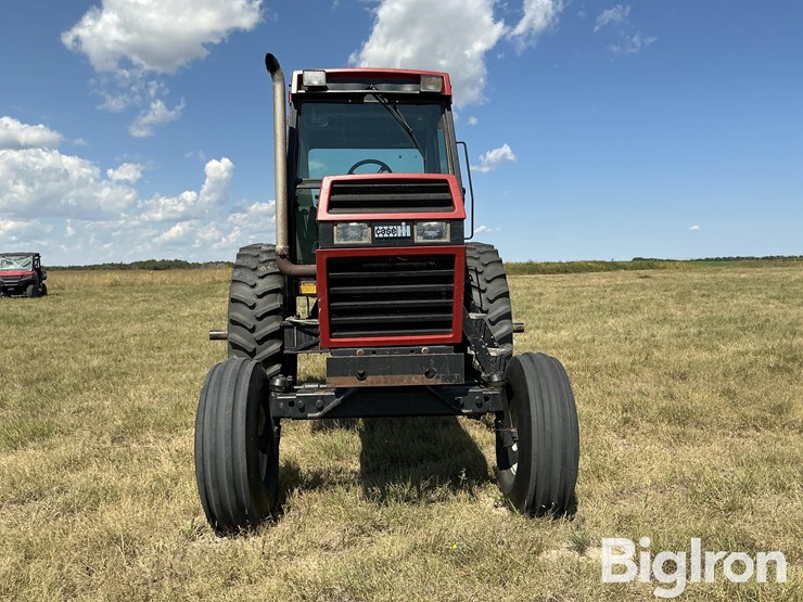 1989-case-ih-2096-image-2