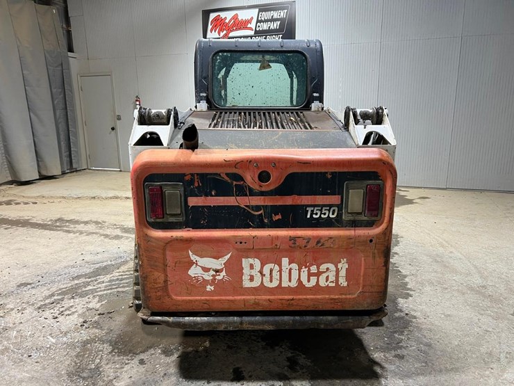 2015-bobcat-t550-image-4