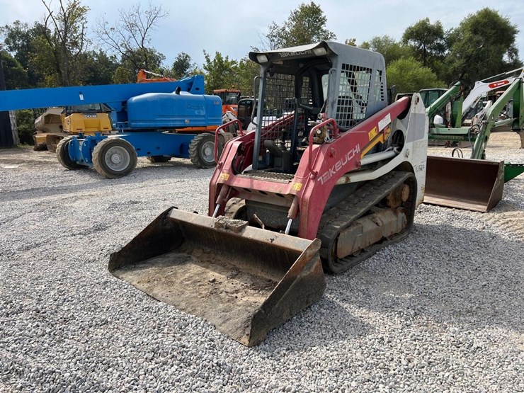 2016-takeuchi-tl8-image-1