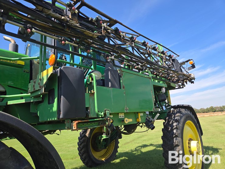2011-john-deere-4830-image-18