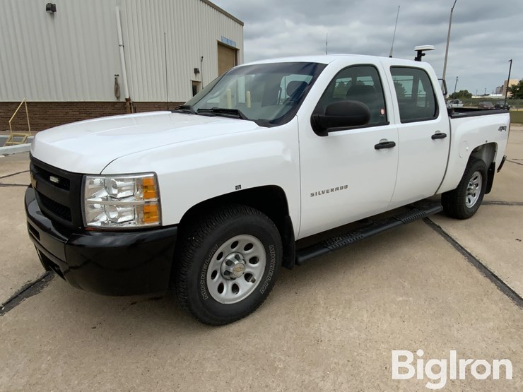 2012-chevrolet-silverado-1500-image-1