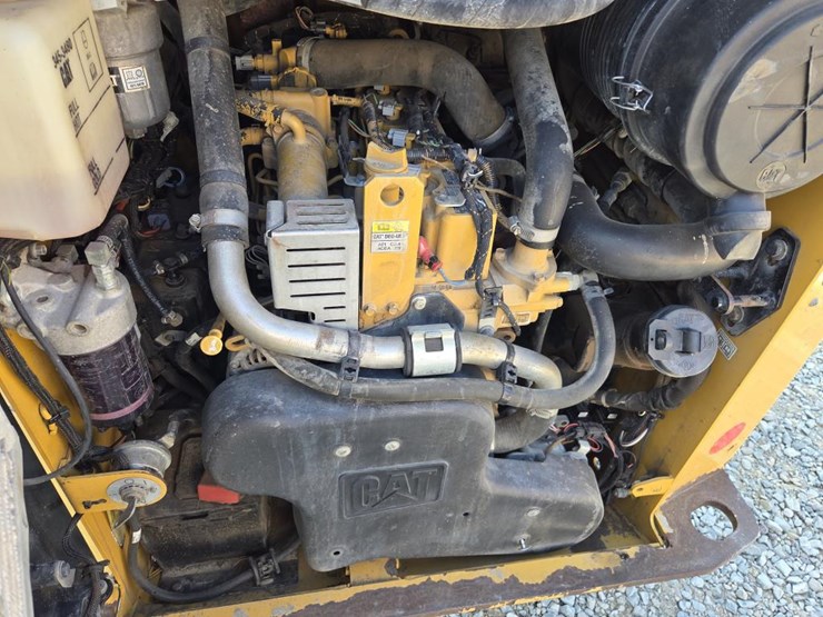 caterpillar-259d-image-28