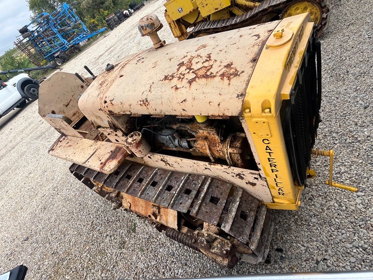 caterpillar-22-image-2