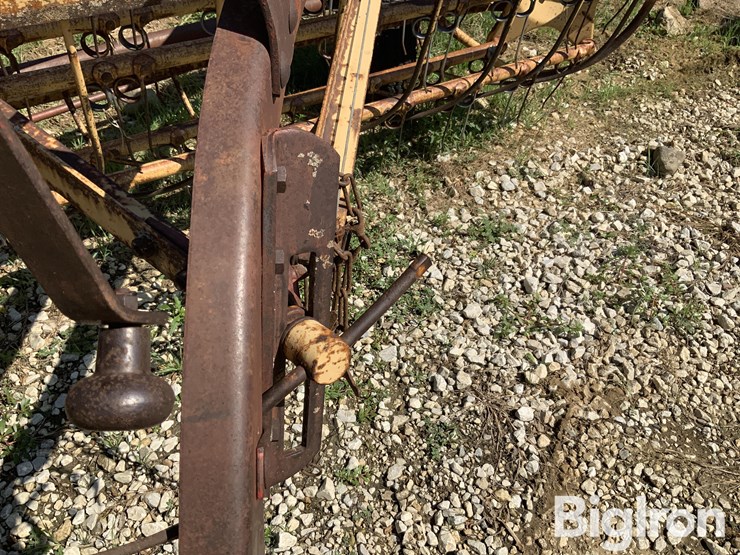 new-holland-56-image-12