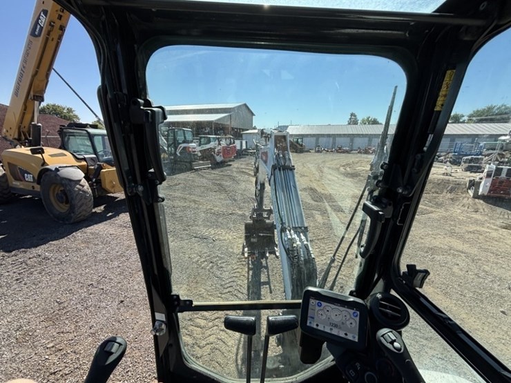 2022-bobcat-e35i-image-36