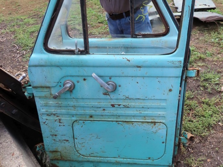 pair-of-1956-ford-pickup-doors-image-4