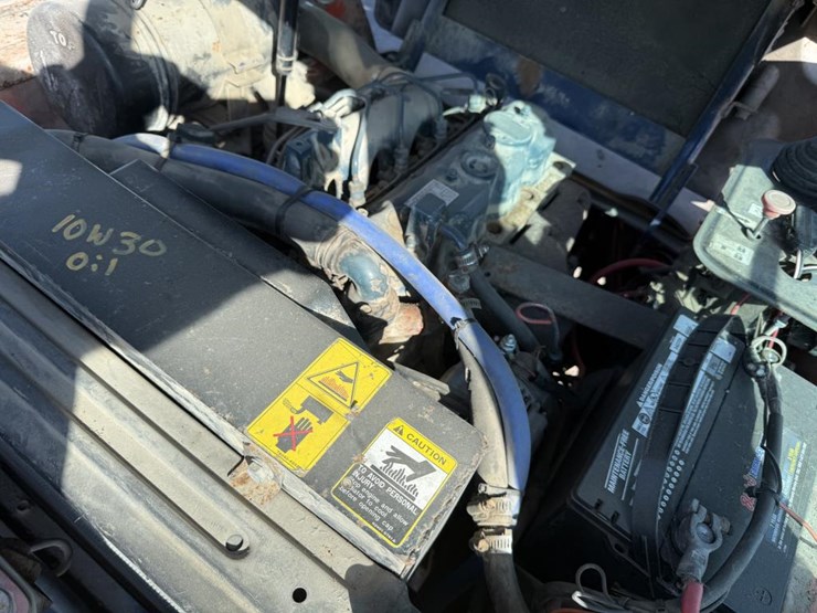 kubota-r520-image-38