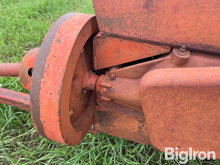 new-holland-270-image-15