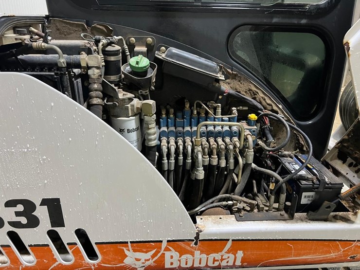 bobcat-331g-image-18