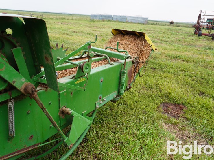 1980-john-deere-336-image-19