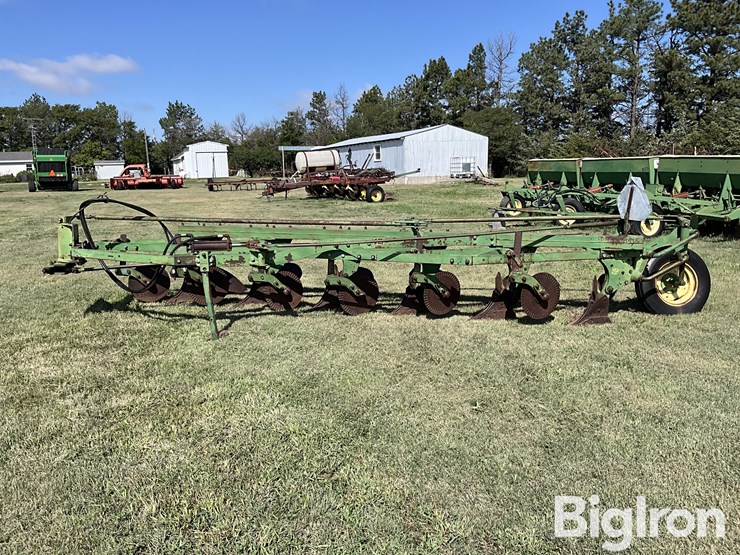 john-deere-f145-image-8