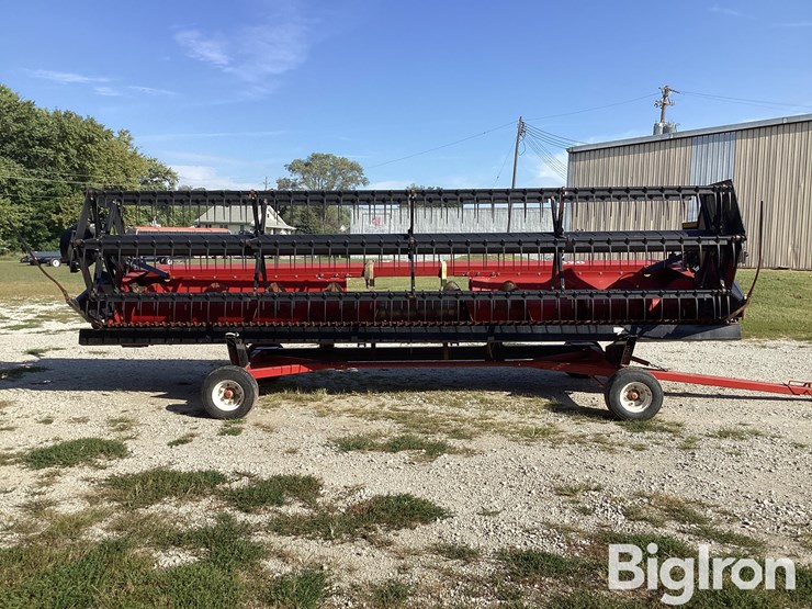 2005-case-ih-1020-image-2