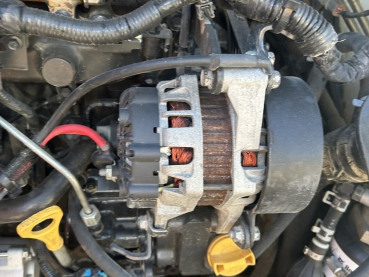 2019-bobcat-t650-image-35