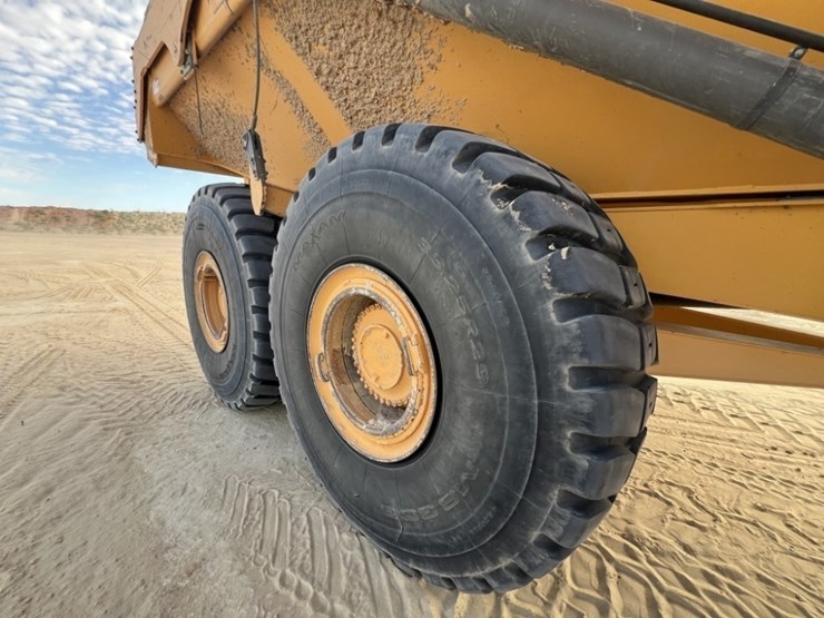 2020-volvo-a60h-image-26