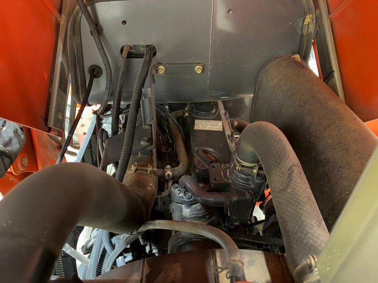 kubota-la463-image-18