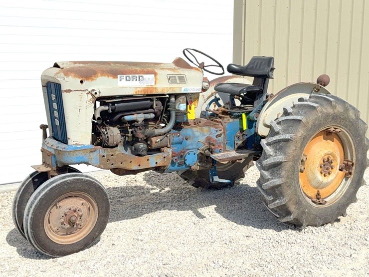 ford-4000-image-2
