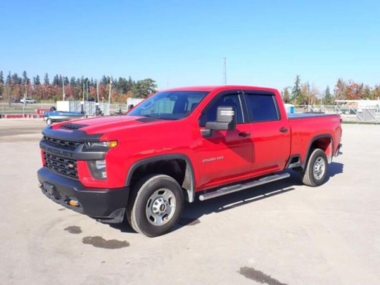 2022-chevrolet-silverado-2500-image-1