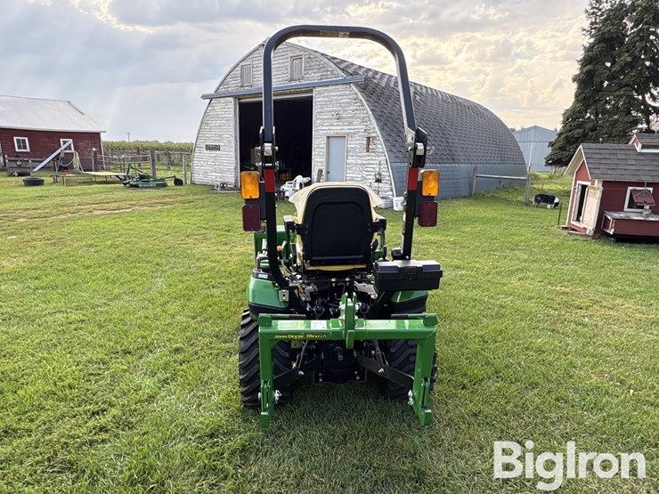 2021-john-deere-1025r-image-6