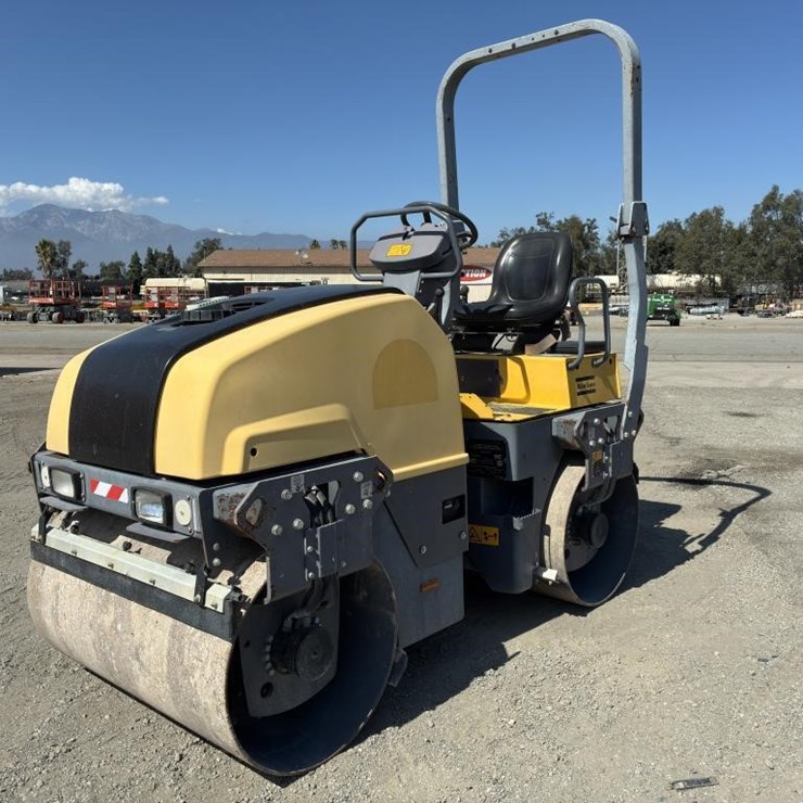 2015 DYNAPAC CC1200