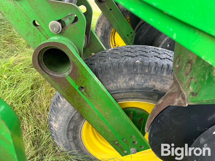 2009-john-deere-1790-ccs-image-14
