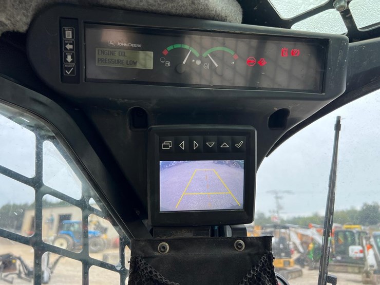 2020-deere-324g-image-20