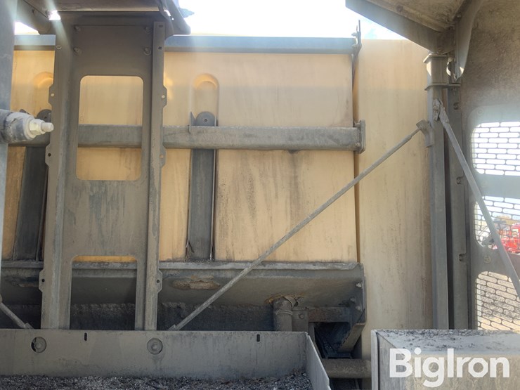 2015-elgin-broom-bear-image-19