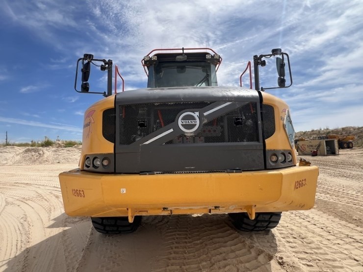 2021-volvo-a60h-image-8