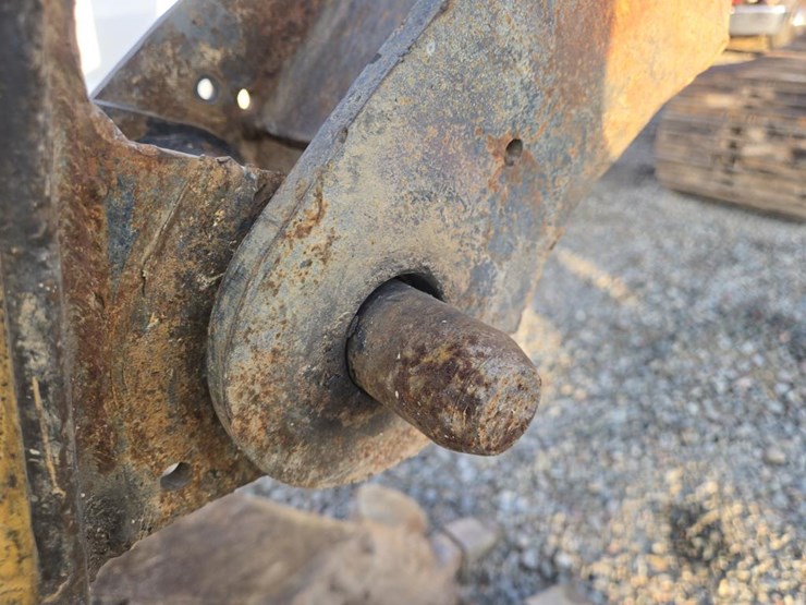 caterpillar-312-image-15