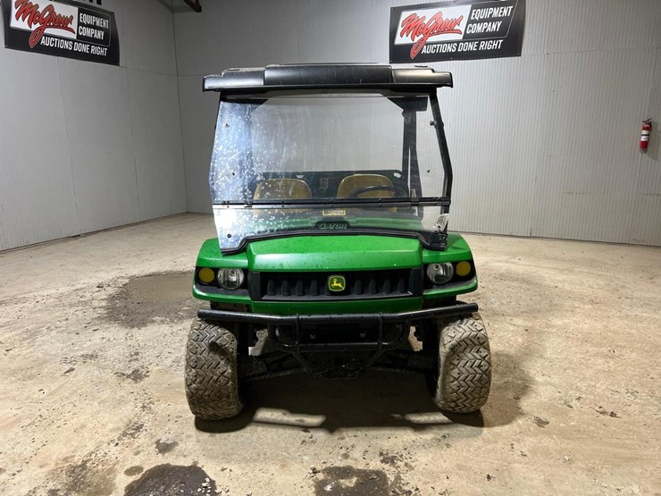 john-deere-gator-image-9