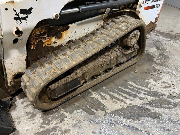 2015-bobcat-t550-image-13