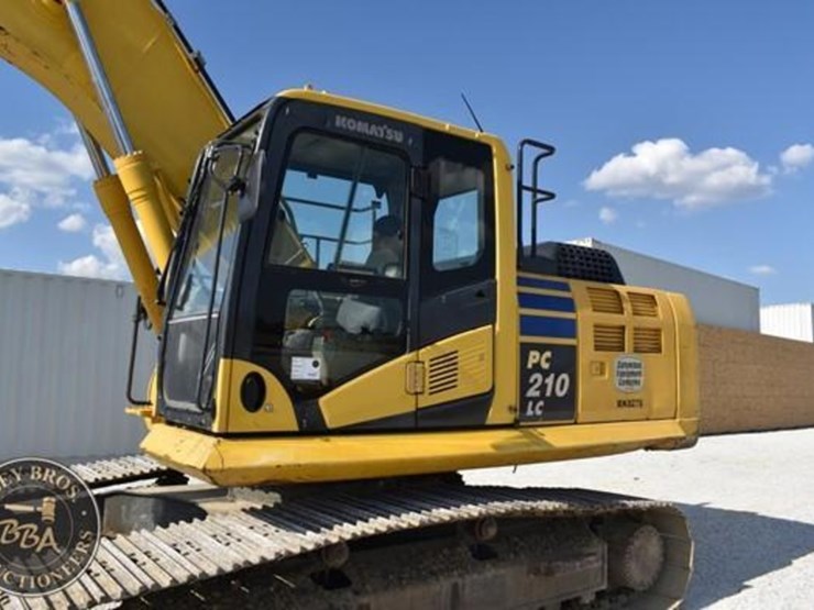 2014-komatsu-pc210-10-image-38
