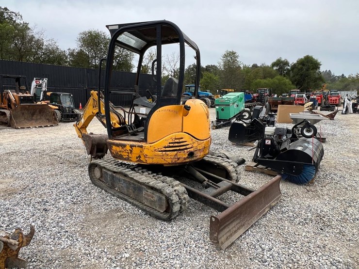jcb-8032-image-3