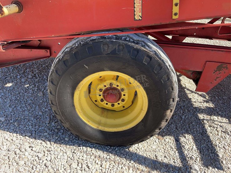 new-holland-1010-image-20